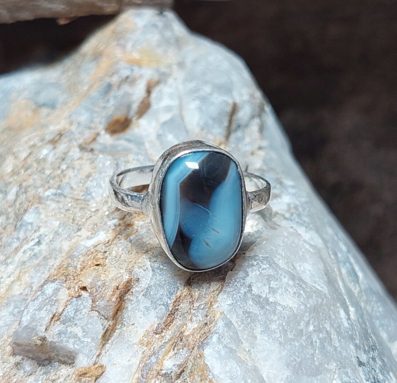 White Banded Agate Gemstone Handmade Ring 925 Sterling Silver Jewelry For Her
