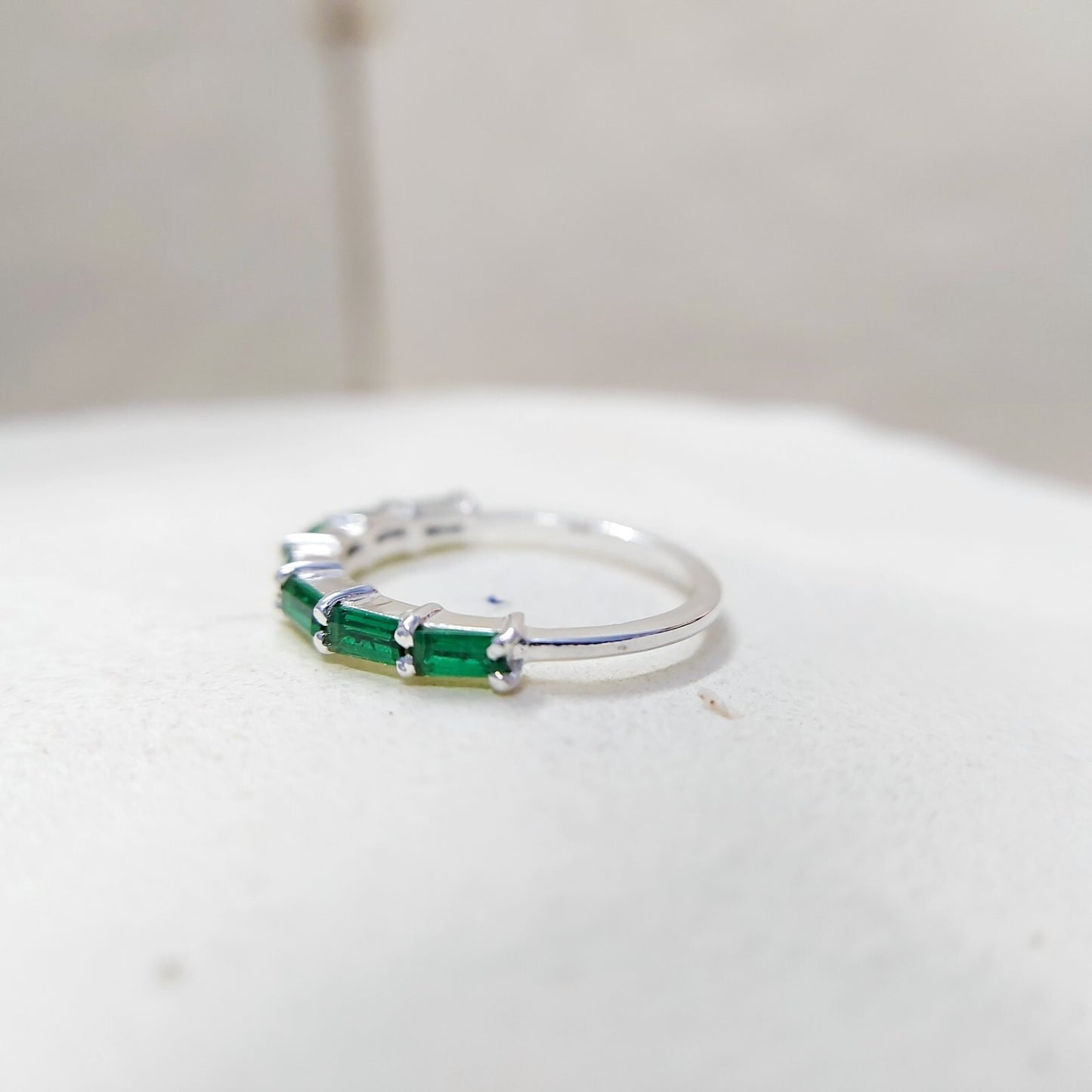 925 Silver Emerald Wedding Band Baguette Cut Green Emerald Eternity Ring Us5~ 15