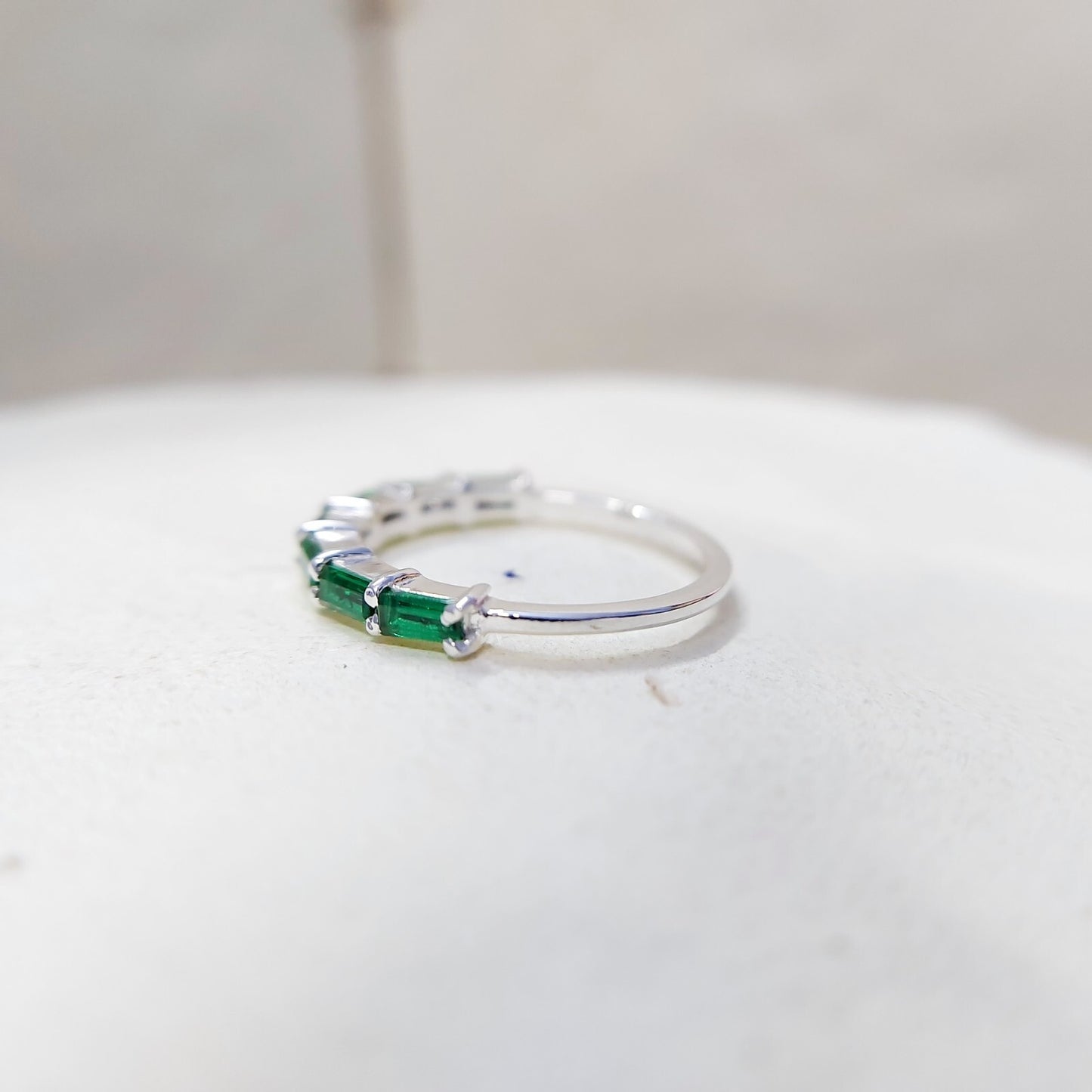 925 Silver Emerald Wedding Band Baguette Cut Green Emerald Eternity Ring Us5~ 15