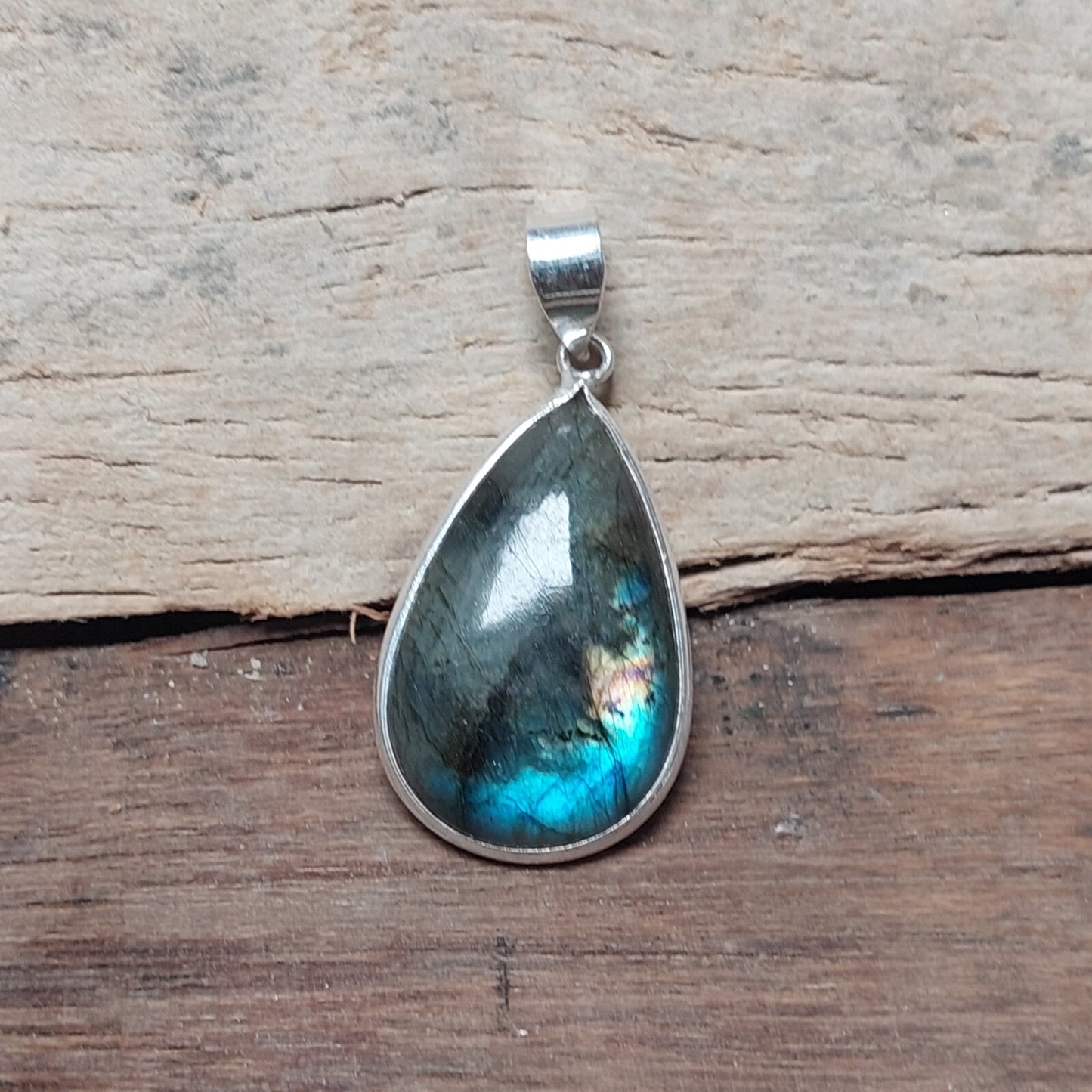 Shining Blue Flash Labradorite Pendant Necklace 925 Sterling Silver Jewelry