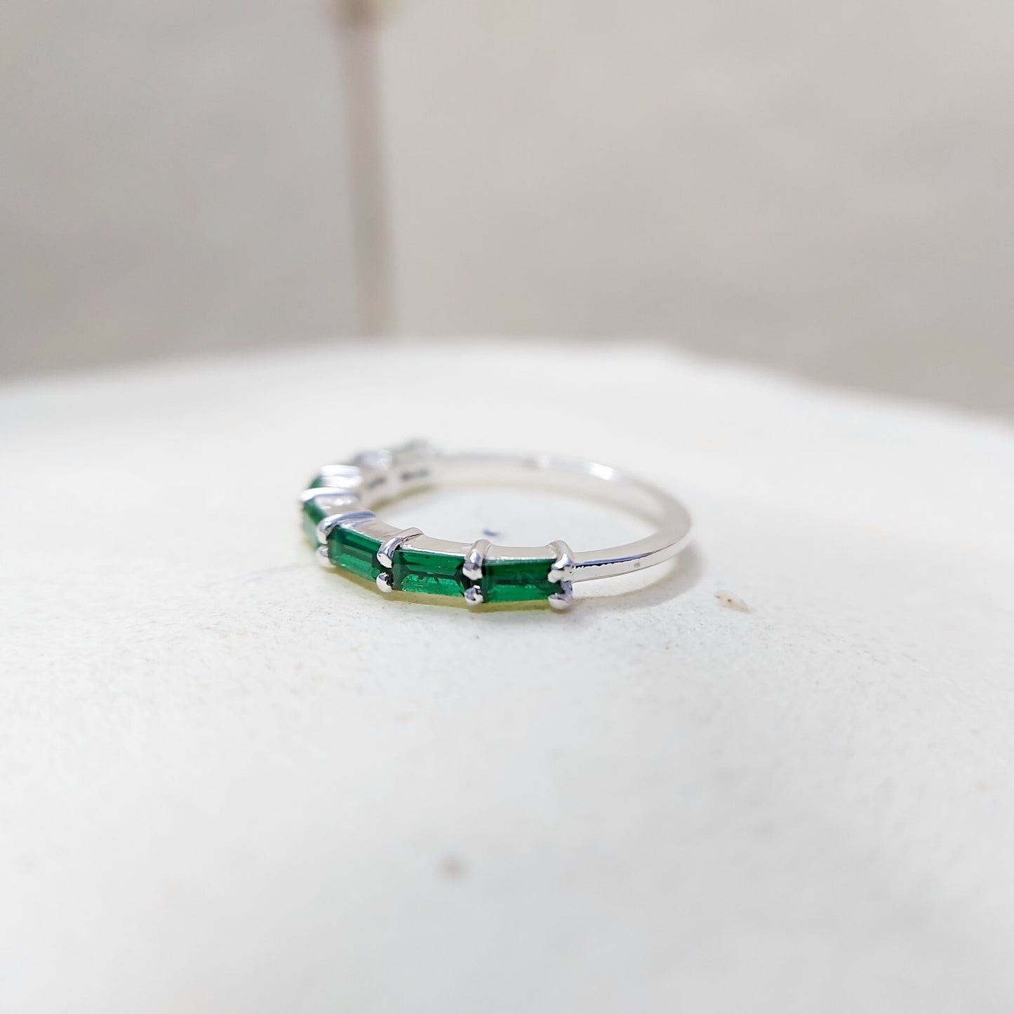 925 Silver Emerald Wedding Band Baguette Cut Green Emerald Eternity Ring Us5~ 15