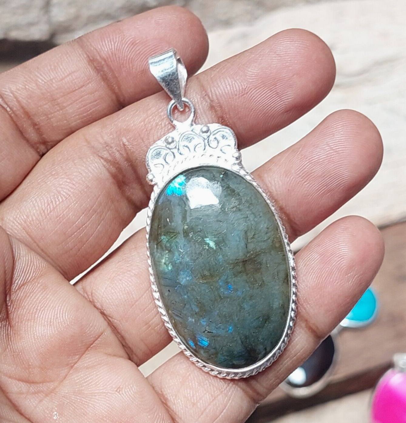Fiery Labradorite Antique Handmade Gemstone 925 Silver Pendant Gift Jewellery