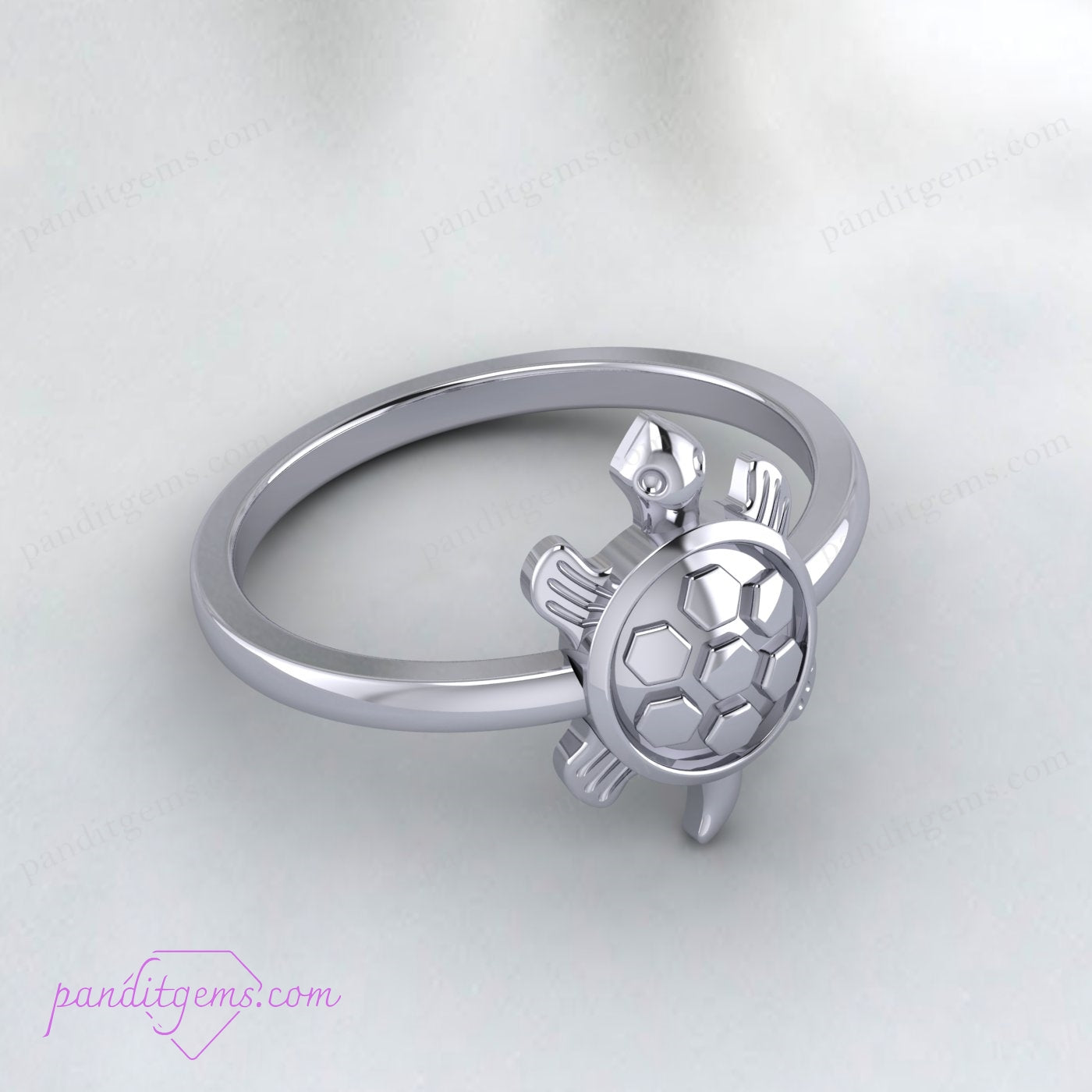 Handcrafted turtle ring in 925K silver, representing strength and protection, perfect for daily wear.
