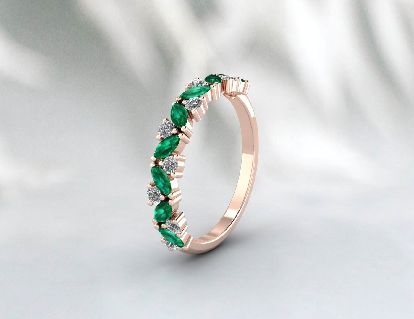Bague de promesse de cluster d’anneau de mariage vintage émeraude et dimaond