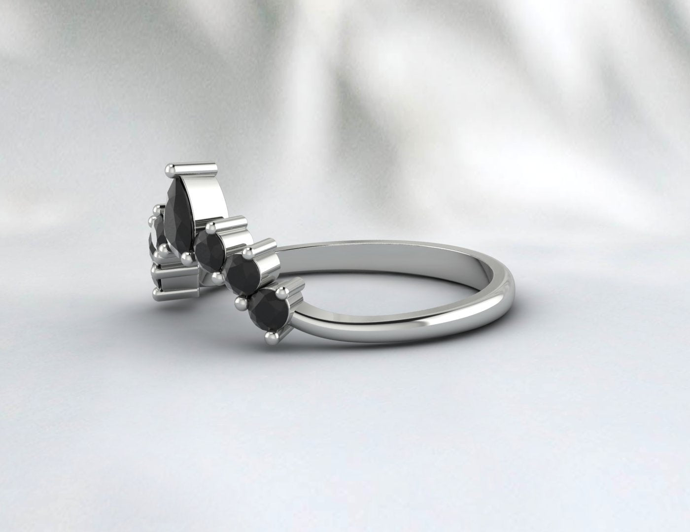 Woman Curved Wedding Band Pear Shaped Black Onyx Vintage Bridal Ring