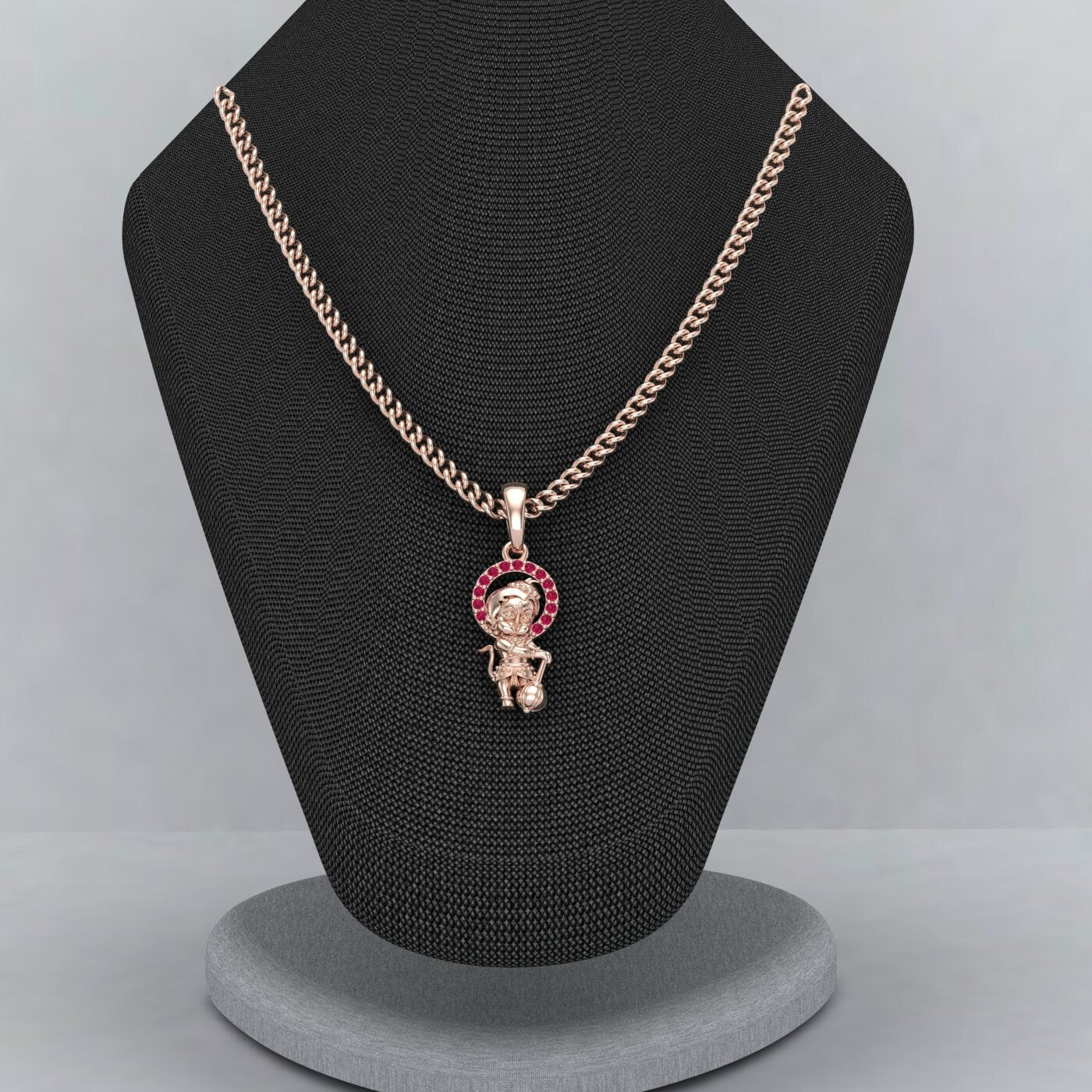 Meditierender Anhänger aus Sterlingsilber mit dem Gott Hanuman | Medaillon von Jai Hanuman | Stehender Hanuman für Kinder | Hanuman-Anhänger für Männer und Frauen | Rubin