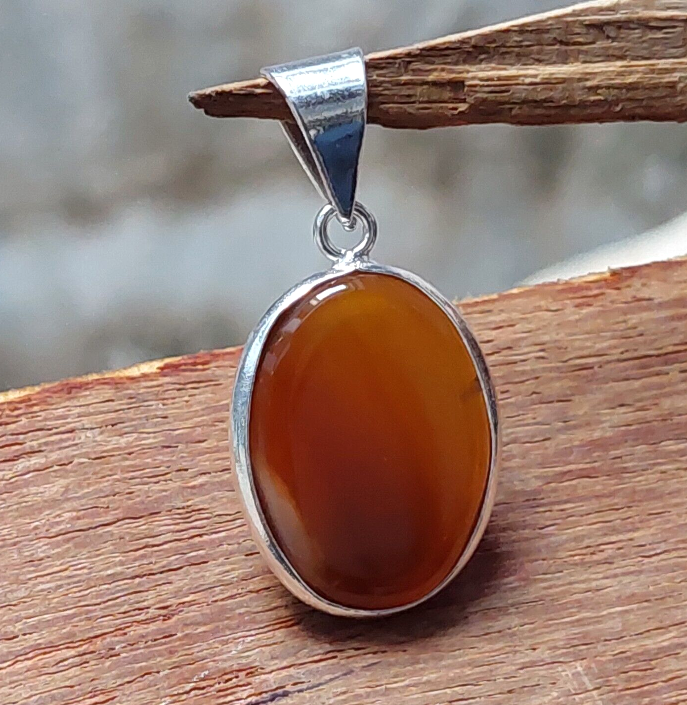 Vintage 925 Sterling Silver Orange Red Agate Gemstone Pendant Necklace Best Gift