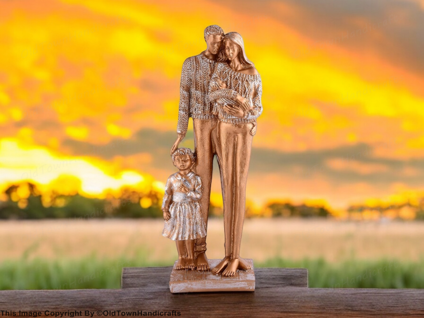 Resin Love Family Couple Showpiece Perfect Home Decor Accent Ideal Gift Choice