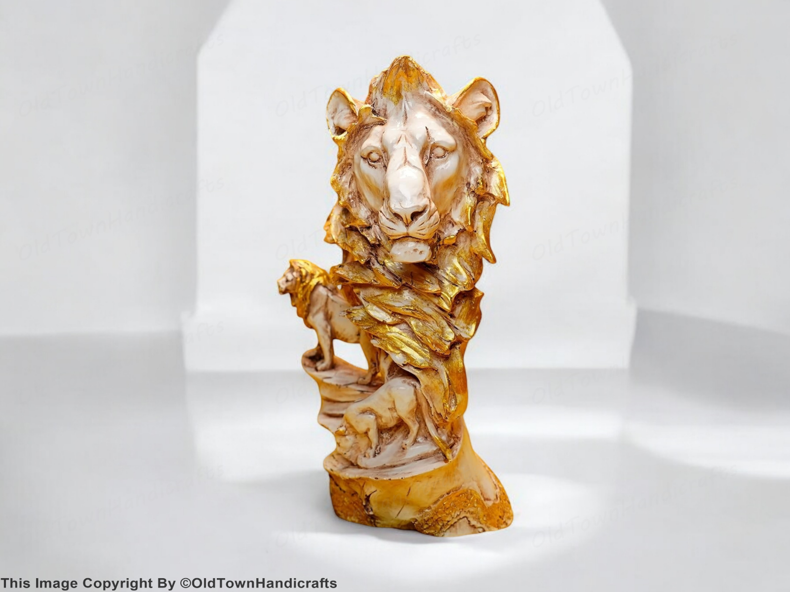 Lion Family Home Decor Showpiece Handcrafted King of Beasts Lion Sculpture