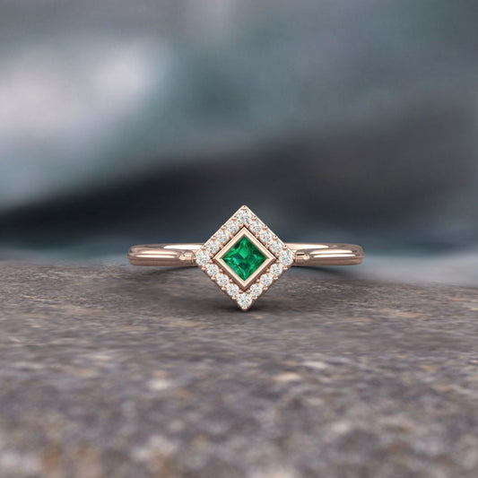 Princess Cut Green Emerald Solitaire Ring Lab Created 925 Sterling Silver Ring