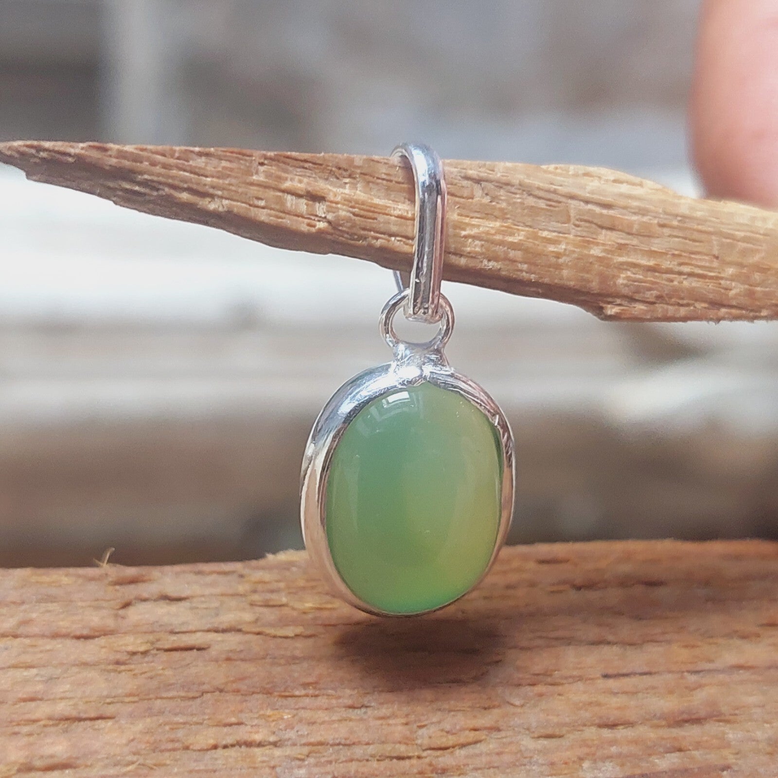 925 Sterling Silver Ovel Green Agate Pendant Pendant Layering Necklace,Wife Gift