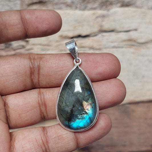 Shining Blue Flash Labradorite Pendant Necklace 925 Sterling Silver Jewelry