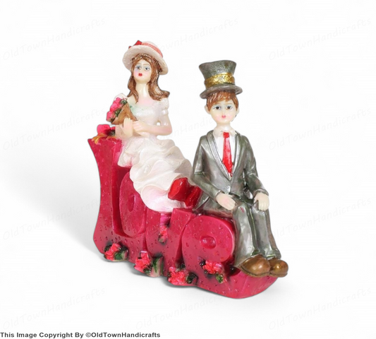 Polystone Love Couple Statue 10"Couple Perfect Gift for Valentine Day Home Decor