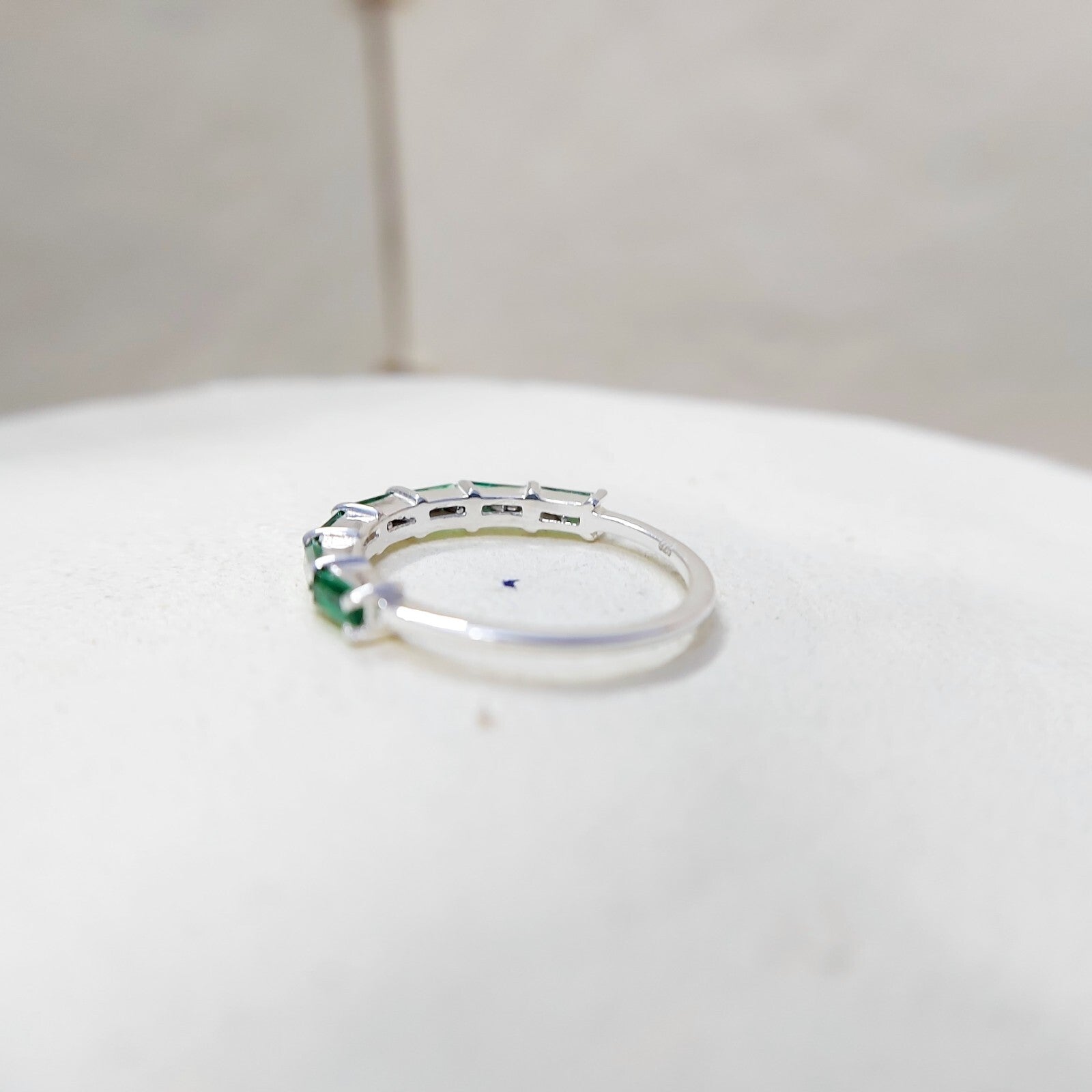 925 Silver Emerald Wedding Band Baguette Cut Green Emerald Eternity Ring Us5~ 15