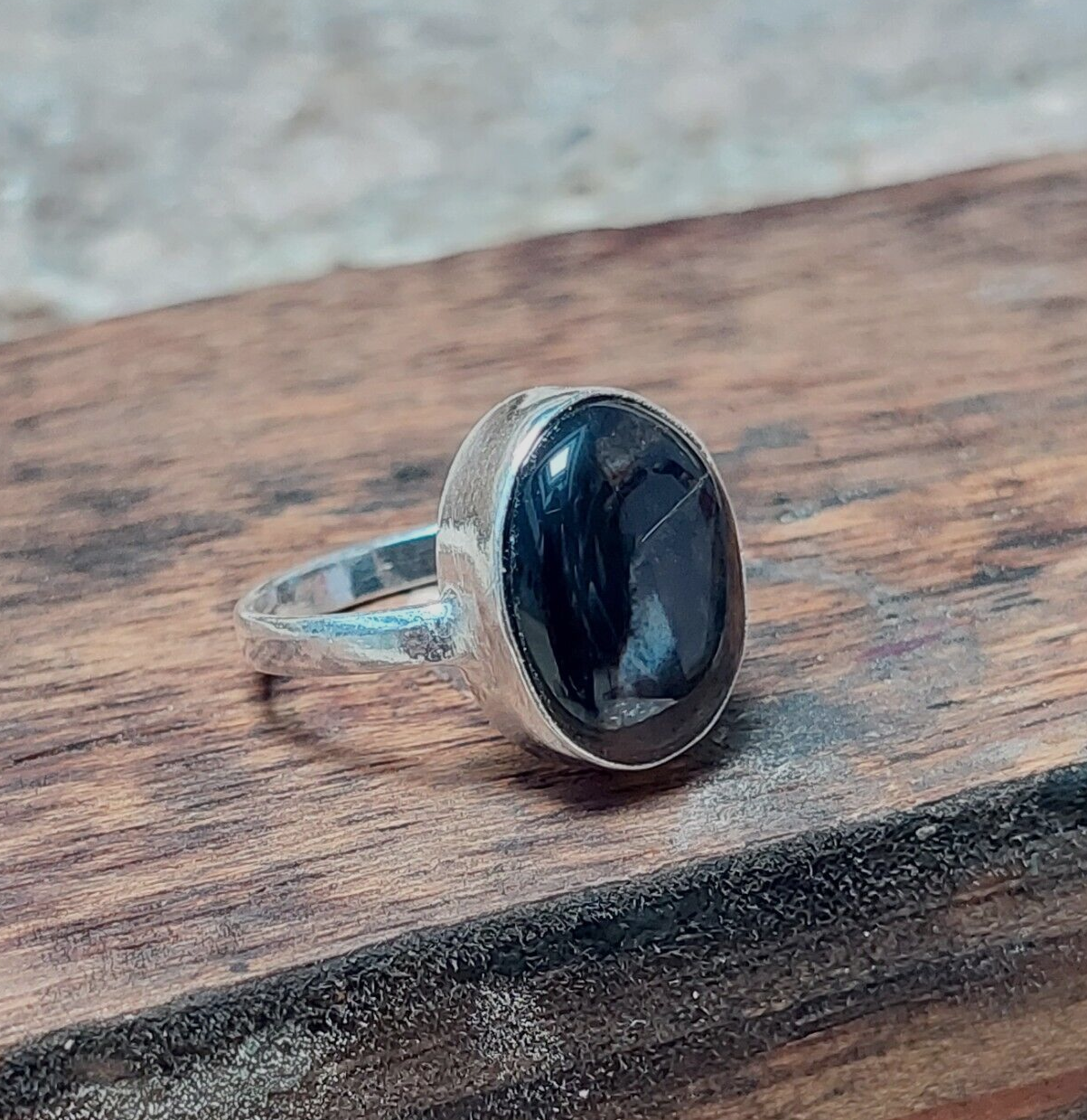 Natural Oval Black Banded Agate Gemstone Ring 925 Sterling Silver Handmade Ring