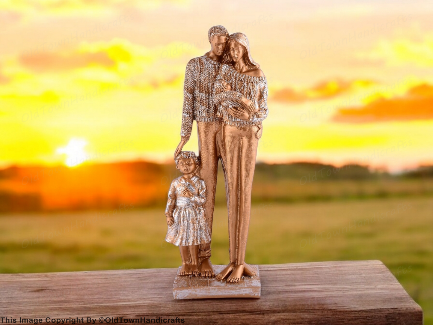 Resin Love Family Couple Showpiece Perfect Home Decor Accent Ideal Gift Choice