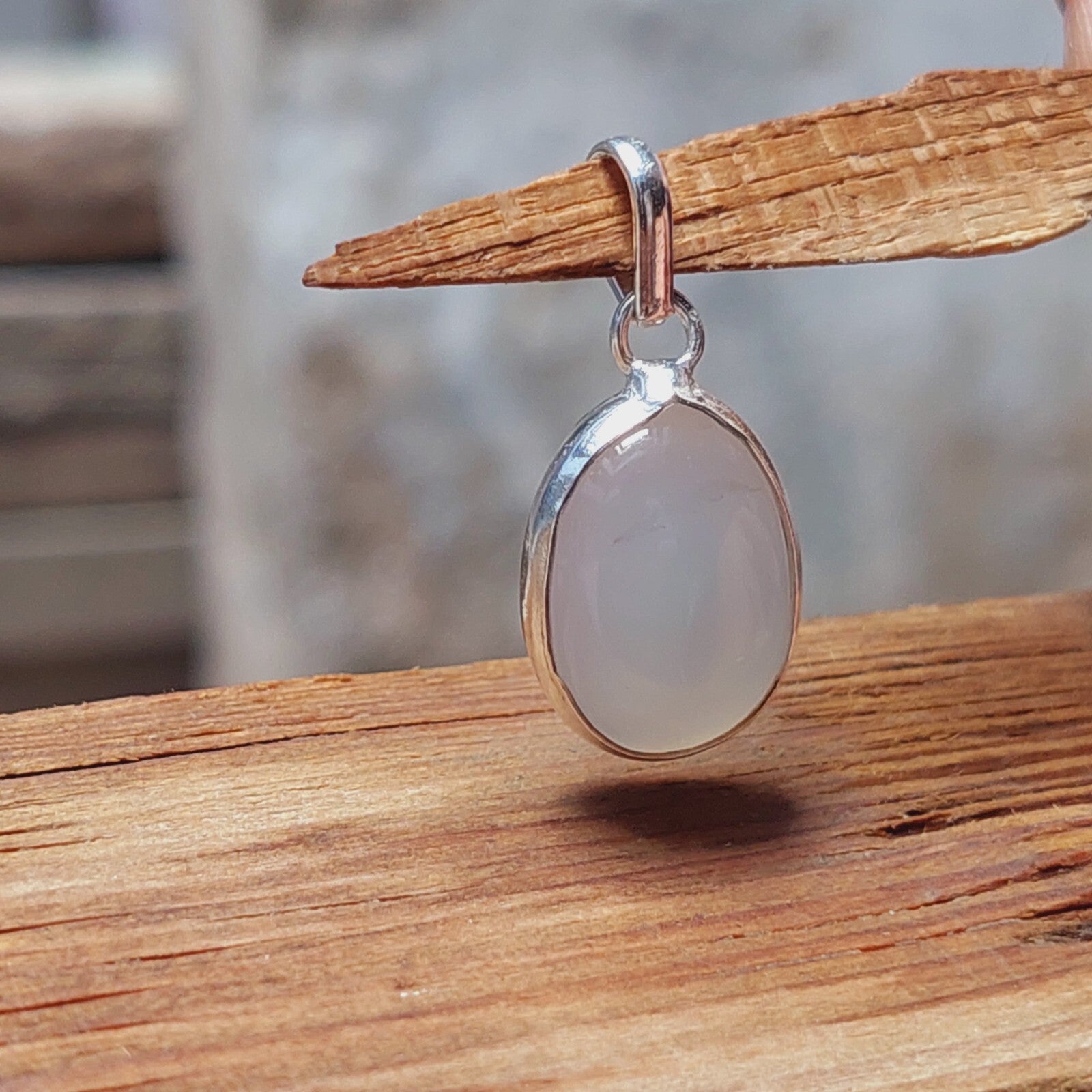 925 Sterling Silver Ovel Natural White Agate Pendant Necklace,Gift For Wome