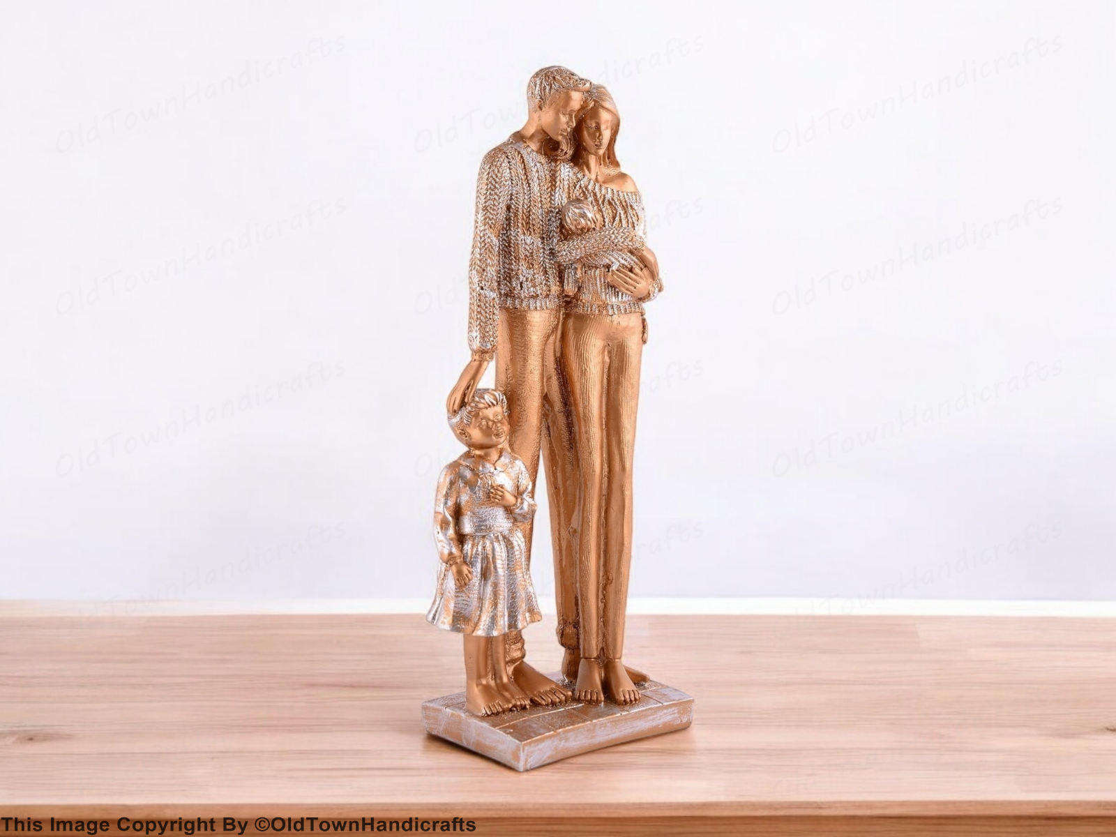 Resin Love Family Couple Showpiece Perfect Home Decor Accent Ideal Gift Choice