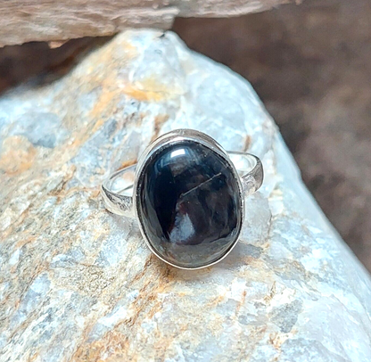 Natural Oval Black Banded Agate Gemstone Ring 925 Sterling Silver Handmade Ring
