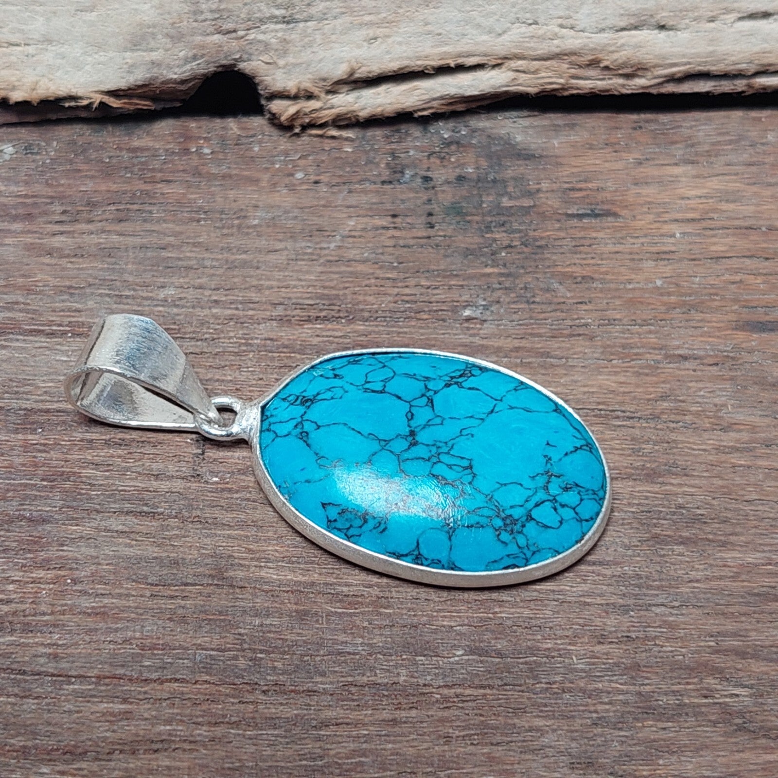 Oval Shaped Blue Turquoise 925 Sterling Silver Gemstone Pendant Best For Gift