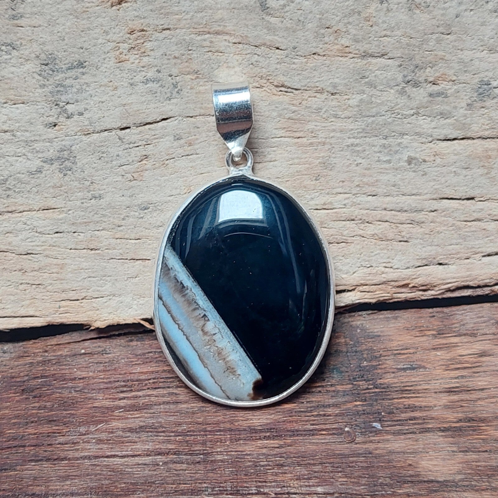 Amazing Black Banded Agate Gemstone Pendant 925 Sterling Silver Pendant For Love