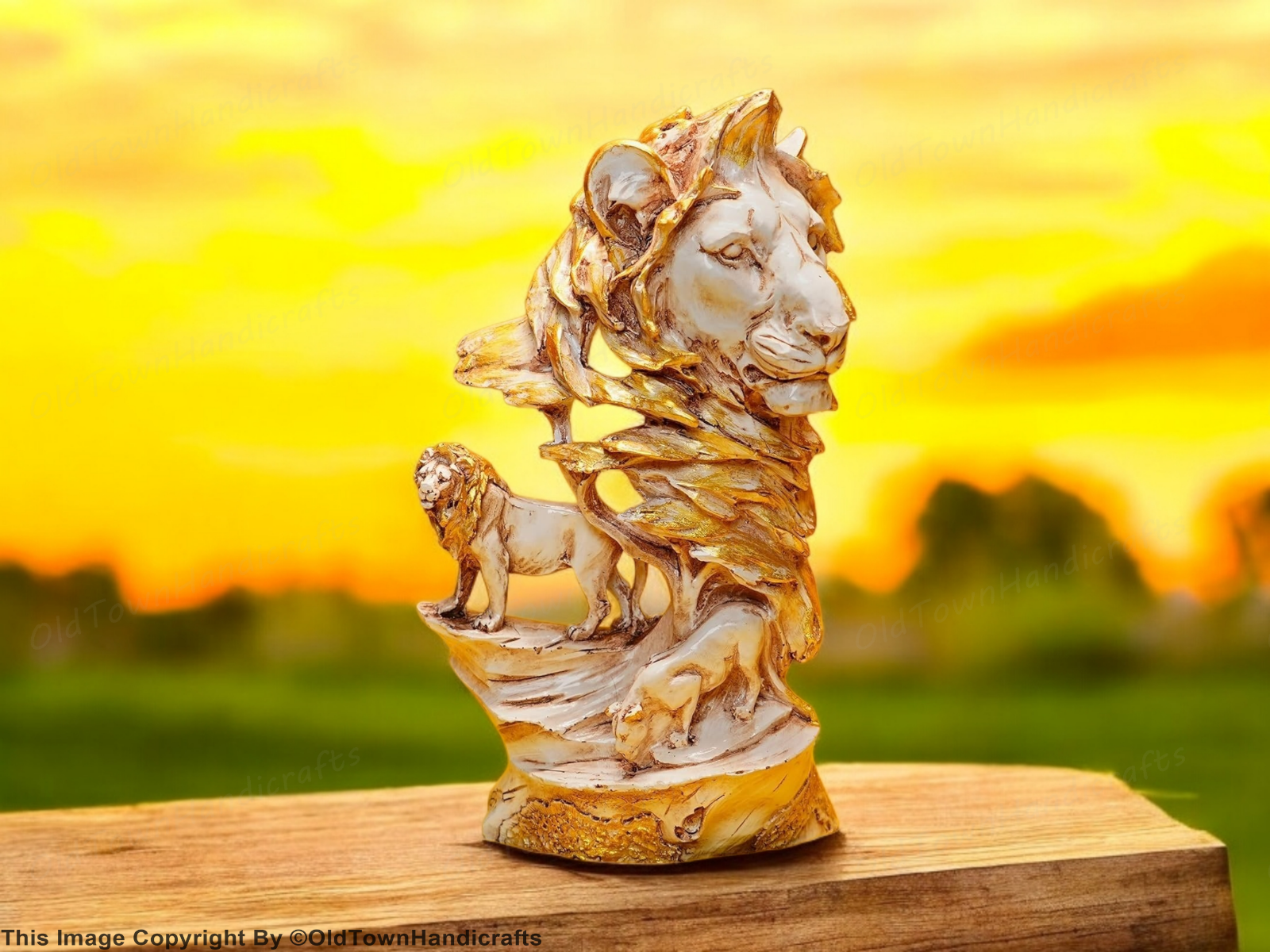 Lion Family Home Decor Showpiece Handcrafted King of Beasts Lion Sculpture