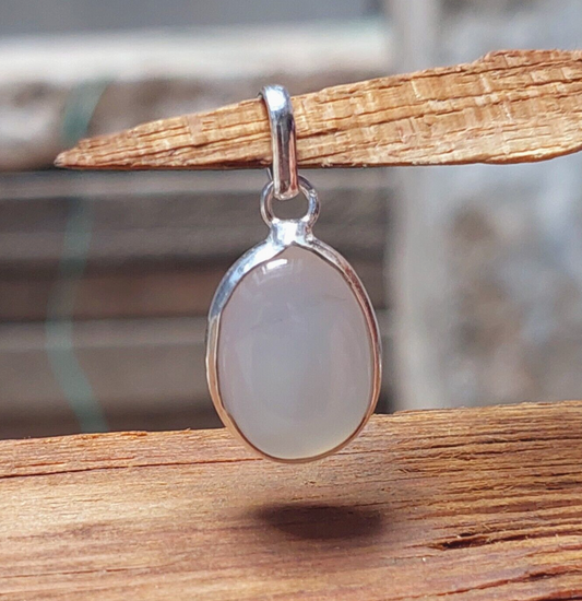 925 Sterling Silver Ovel Natural White Agate Pendant Necklace,Gift For Wome