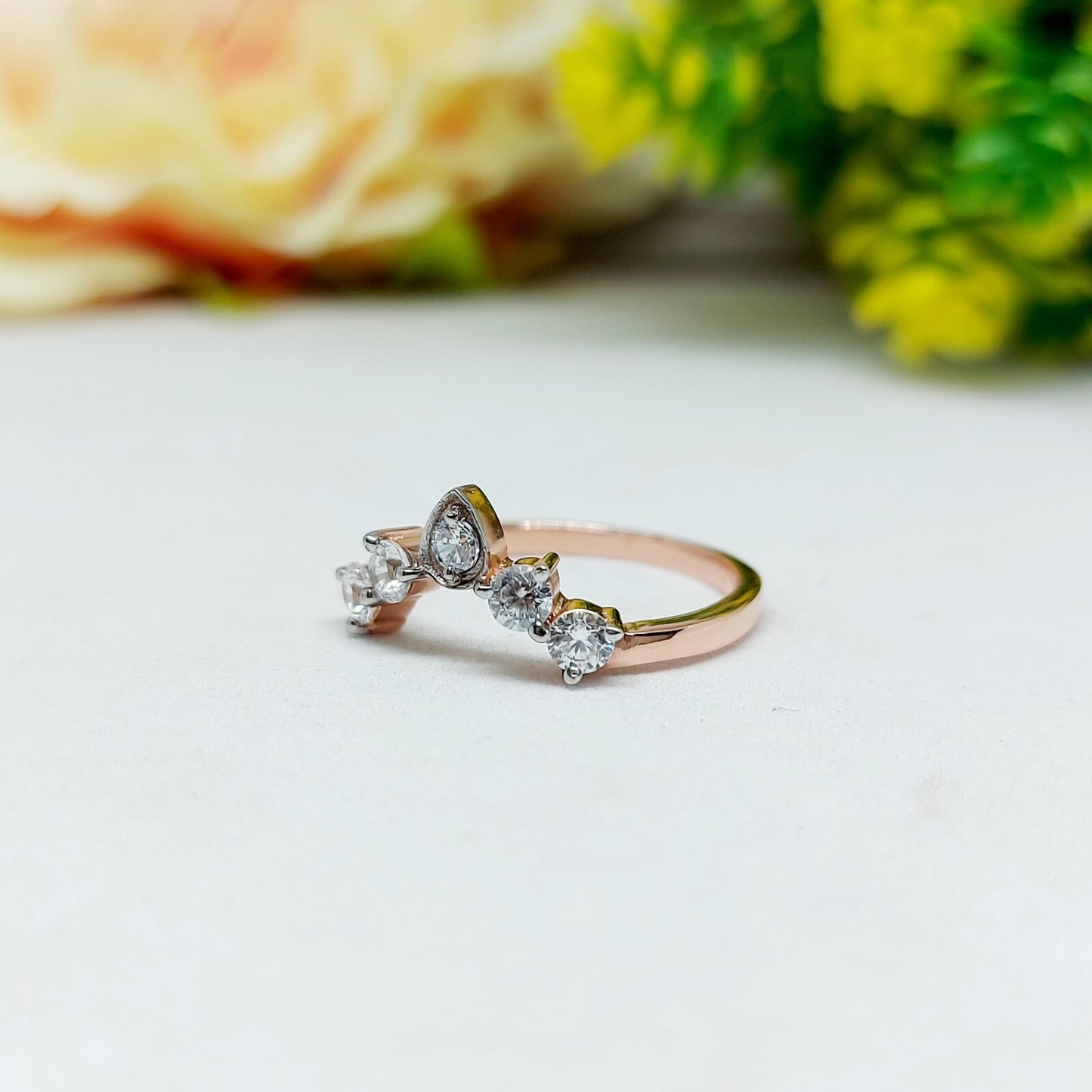 Natural 2mm Moissanite Band Chevron Shape 925 Sterling Silver Taerdrop For Women