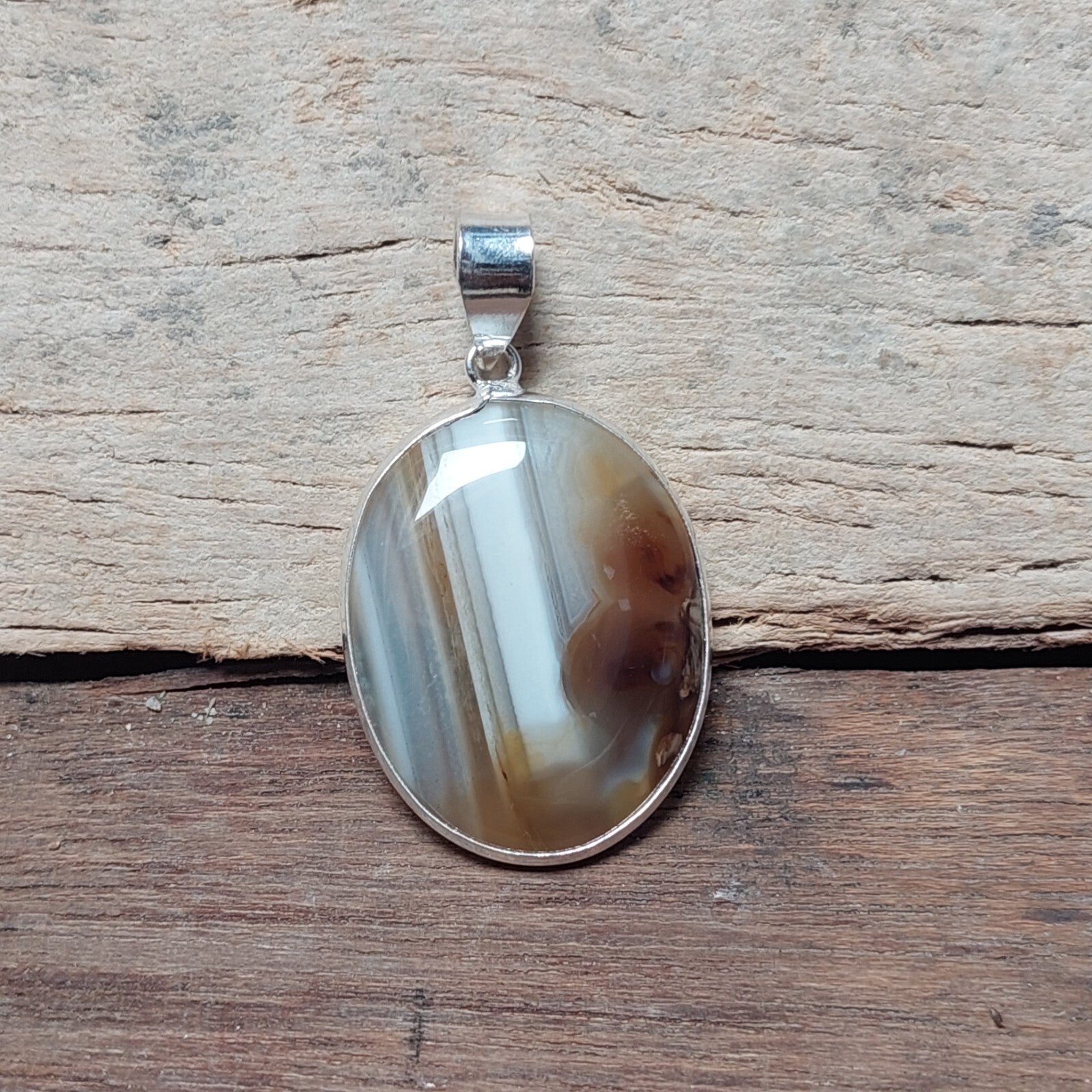 925 Sterling Silver Natural Grey Banded Agate Slice Pendant Necklace For Women
