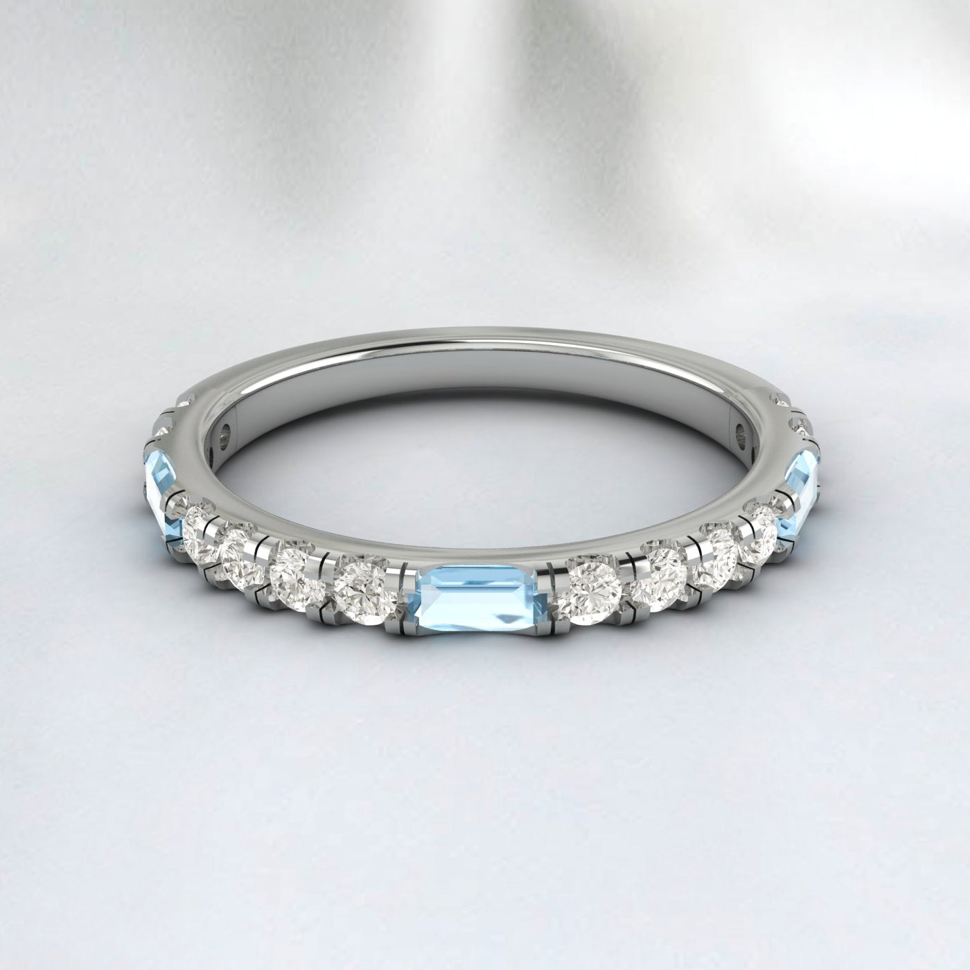 Baguette de topaze et demi-éternité de diamants - Bague de mariage en or 14 carats