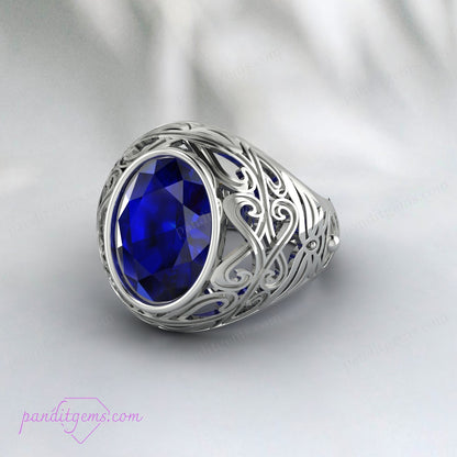 Detailed view of the Vintage Ceylon Blue Sapphire Ring, showcasing the art deco filigree pattern and large blue sapphire.