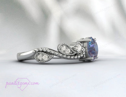 Unique Alexandrite Ring with Nature-Inspired Design