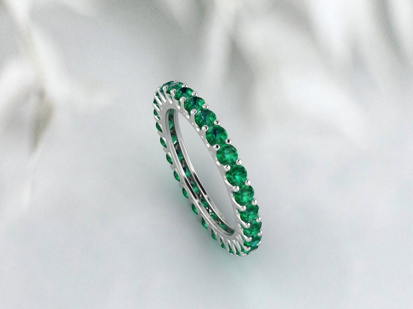 Unique Dainty Emerald Ring May Birthstone Band Round Emerald Silver Ring Stacking Ring Gemstones Ring Wedding Band Anniversaire Cadeau