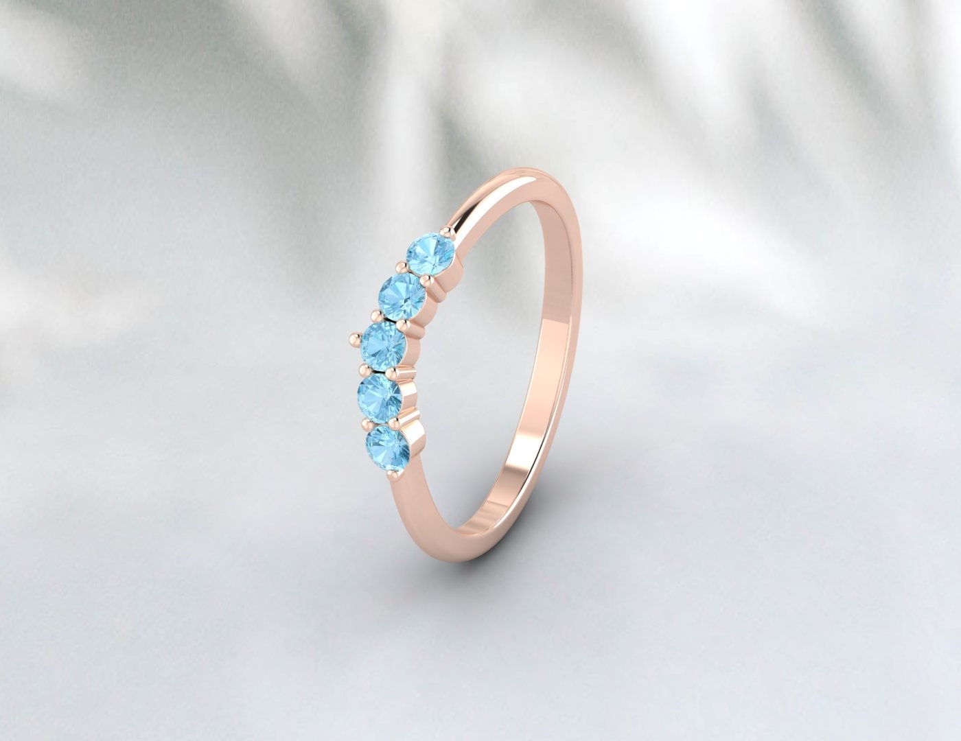 Dainty Aquamarine Chevron Wedding Band, Half Eternity Matching Band, 14K White Gold Micro Pave Anniversary Ring Cadeau de mariée pour son cadeau d’amour