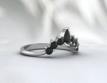 Woman Curved Wedding Band Pear Shaped Black Onyx Vintage Bridal Ring