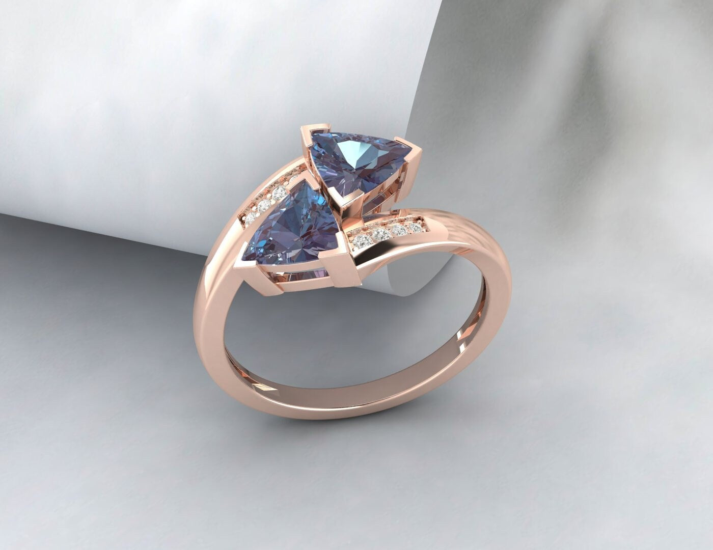 Bague de mariage en alexandrite coupée en trillions, bague avec pierre de naissance de juin