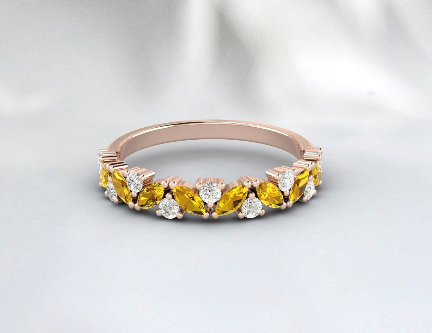 Bague en or 14 carats avec bande de citrine naturelle taille marquise