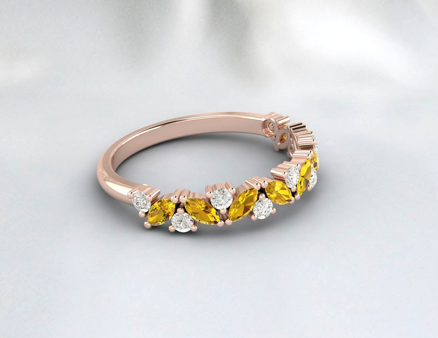 Bague en or 14 carats avec bande de citrine naturelle taille marquise