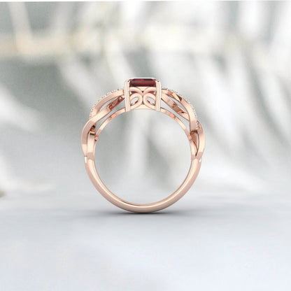 Bague de fiançailles torsadée en grenat rouge naturel taille émeraude, bague de promesse