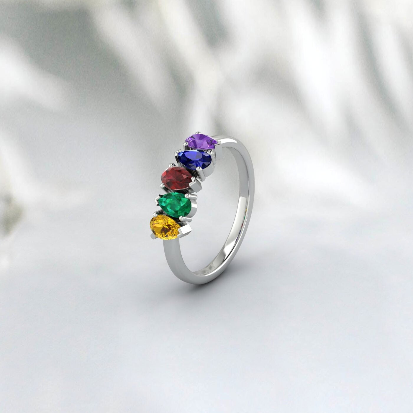 Poire Cut Multi Gemstone Ring Améthyste, Saphir, Grenat, Émeraude, Citrine Ring Multi Family Birthstone Ring Multi Stone Ring Antique Dainty